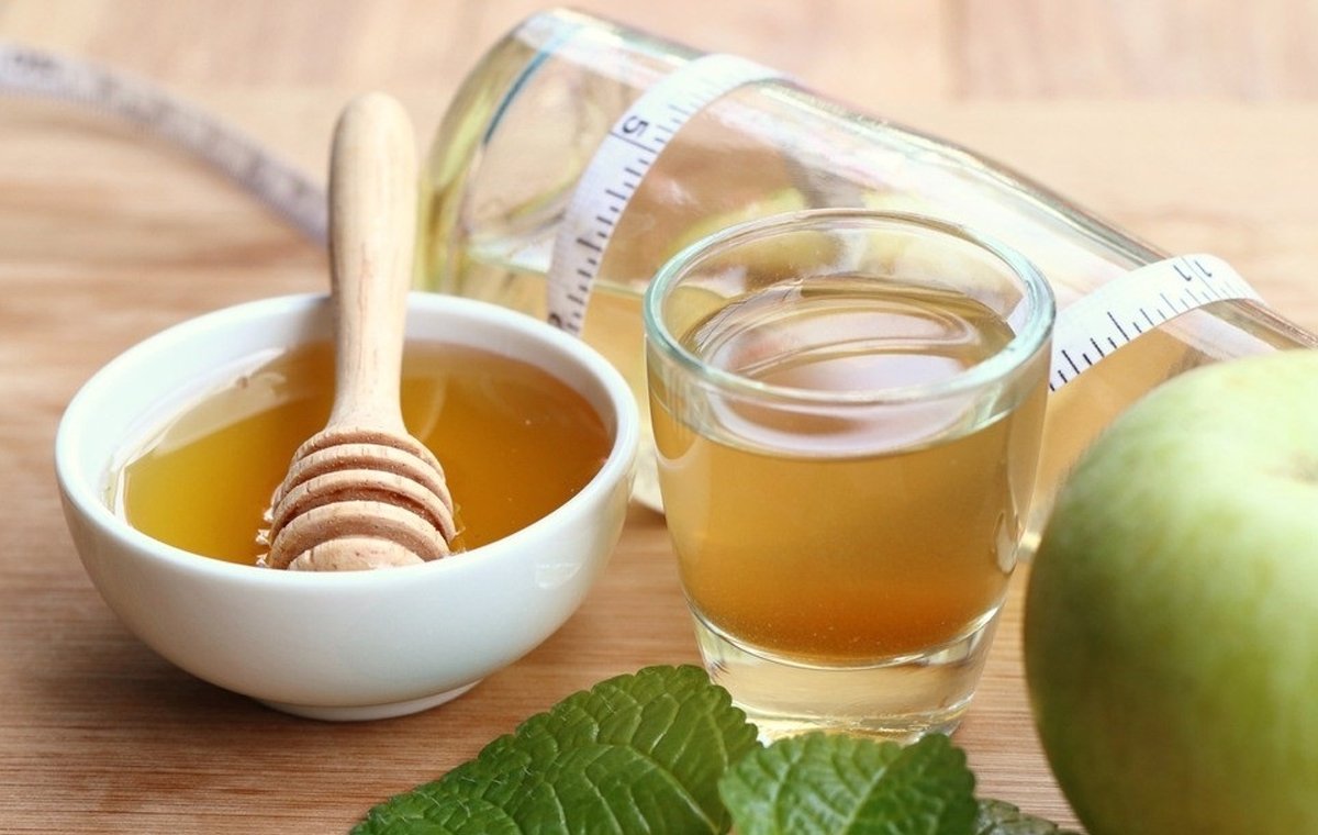 انگبين و دارچین