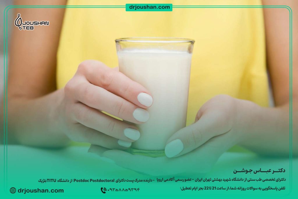 شیر-گرم-برای-کاهش-استرس-امتحان